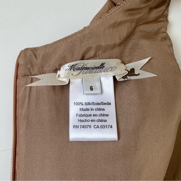 [SOLD] Parasuco Pure Silk Smocked Shimmery Ruffle Peplum Tank Top size 6 - Picture 5 of 10